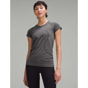 Lululemon Swiftly Tech SS 2.0 Stripe Black White EUC